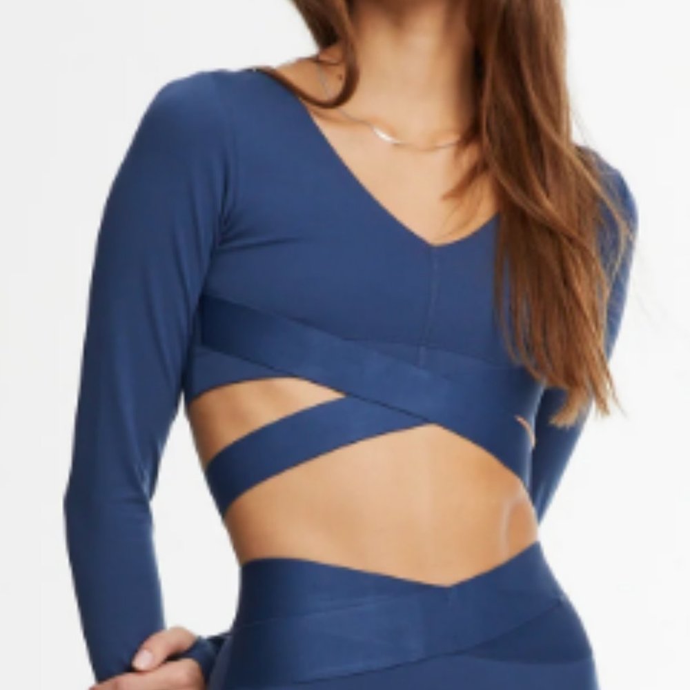 NWT BANDIER LE ORE Corso Crossover Long Sleeve